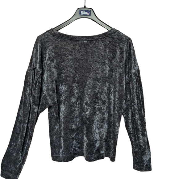 We The Free Milan Gray Crushed Velvet Top Size Medium - Picture 4 of 9